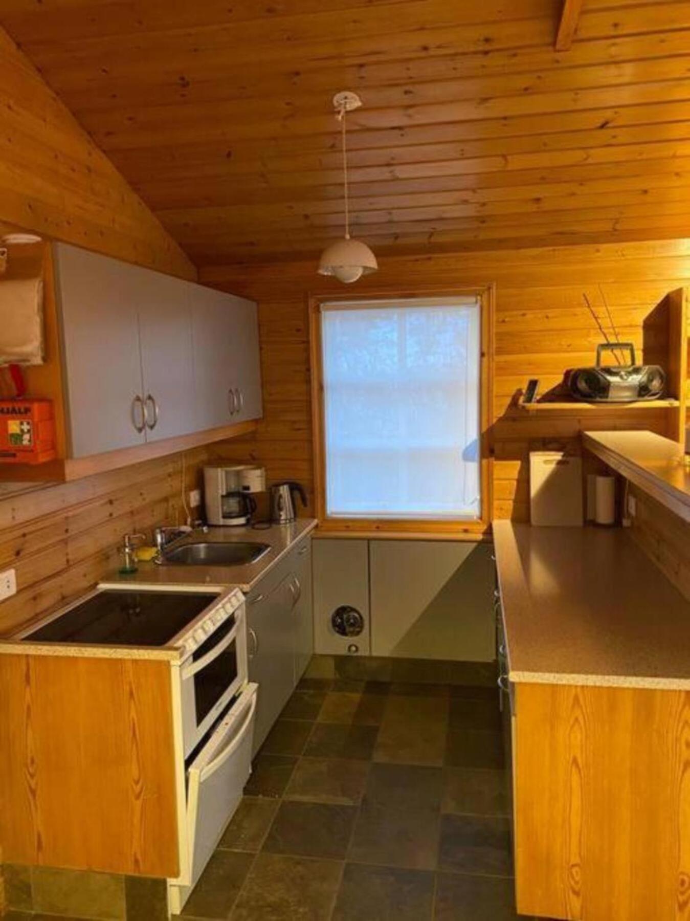 אקורירי Cozy 2 Bedroom Cottage With Hot Tub מראה חיצוני תמונה